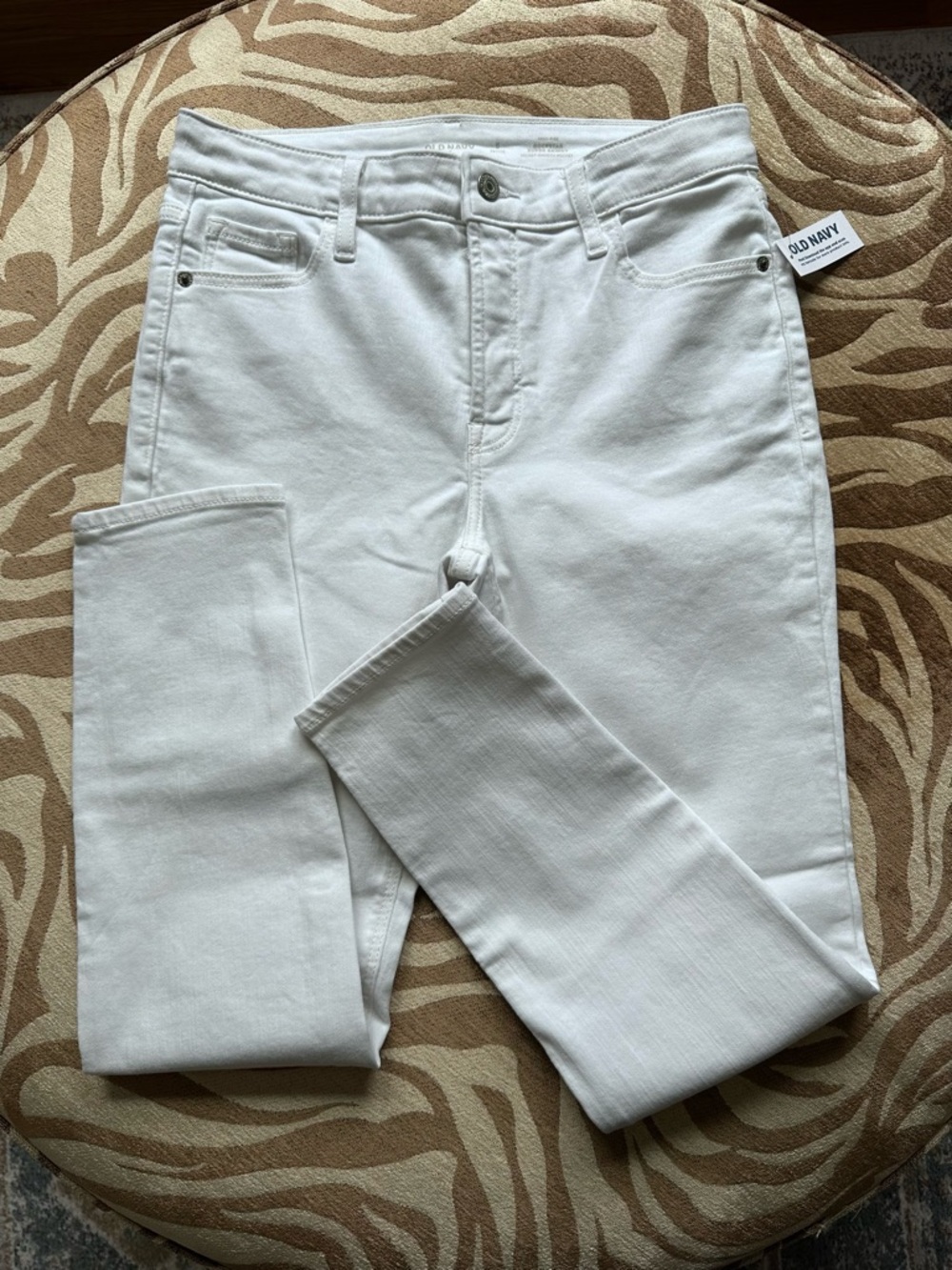 ✨ NWT ✨Old Navy White High-Rise Skinny Jeans 6 Petite